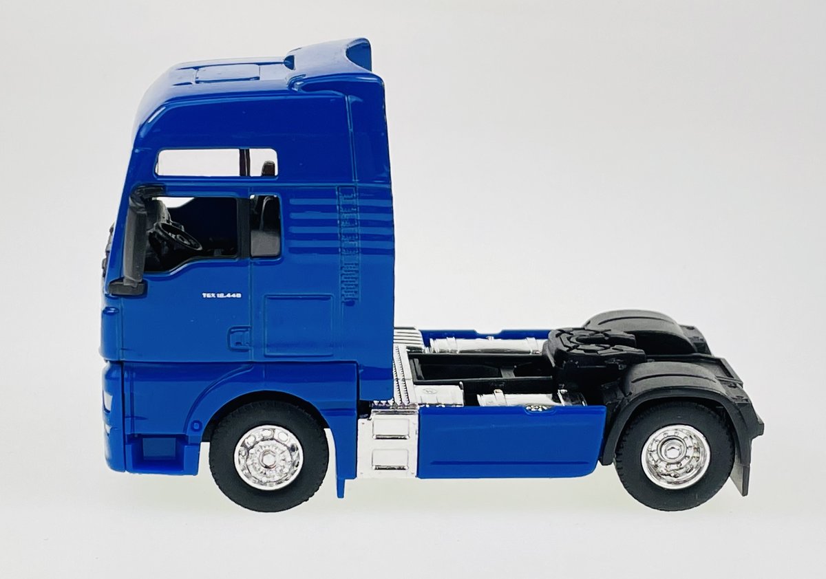 WELLY MAN TGX XXL NIEBIESKI 1:64 68010