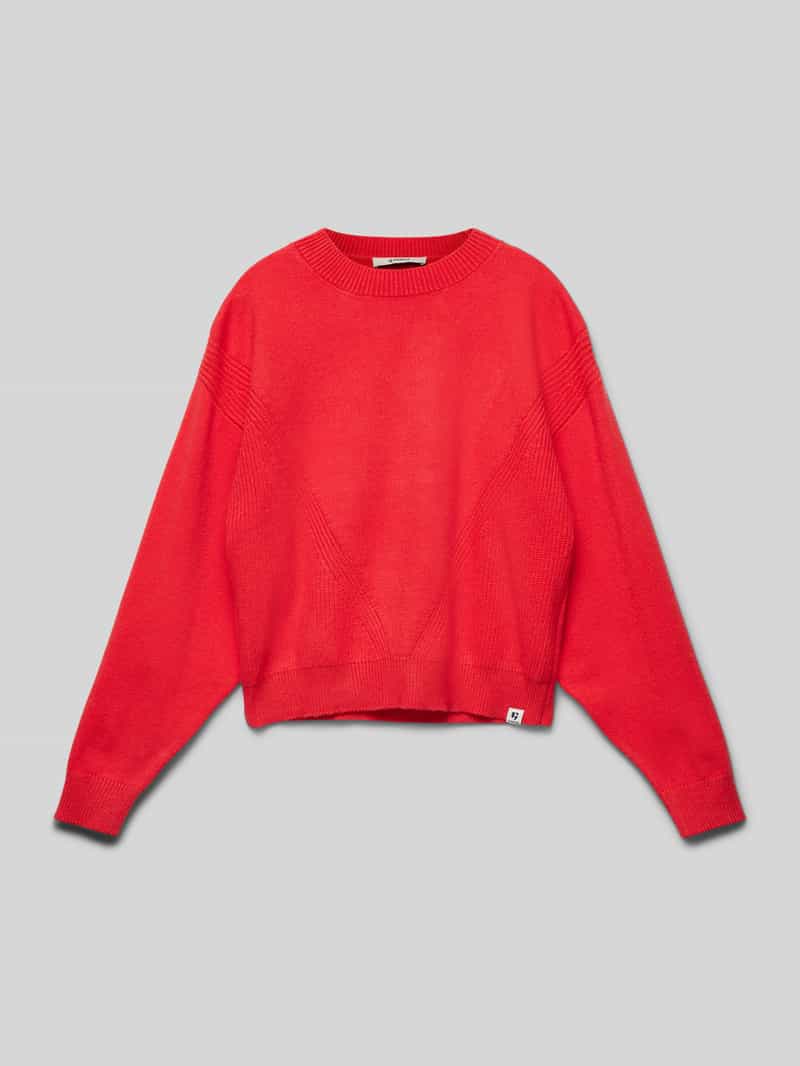 Sweter z dzianiny z obniżonymi ramionami
