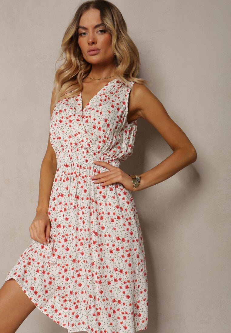 Biało-Różowa Kopertowa Sukienka z Wiskozy w Kwiaty Wykończona Gumką w Talii Innavia