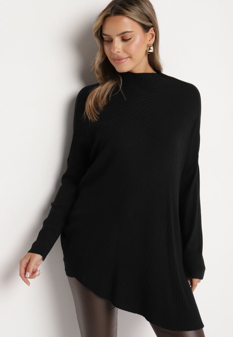 Czarny Golf z Wiskozą o Asymetrycznym Kroju i Nietoperzowych Rękawach Reandriael