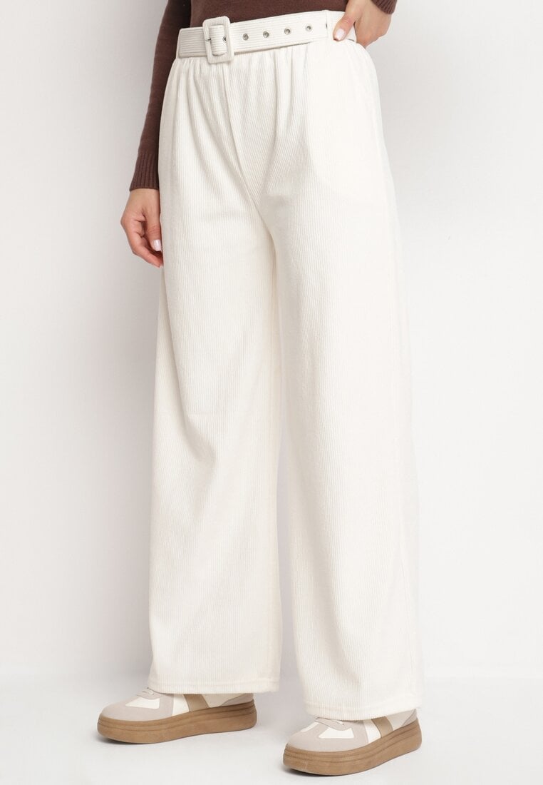 Białe Szerokie Sztruksowe Spodnie z Wysokim Stanem i Materiałowy Paskiem Omerin