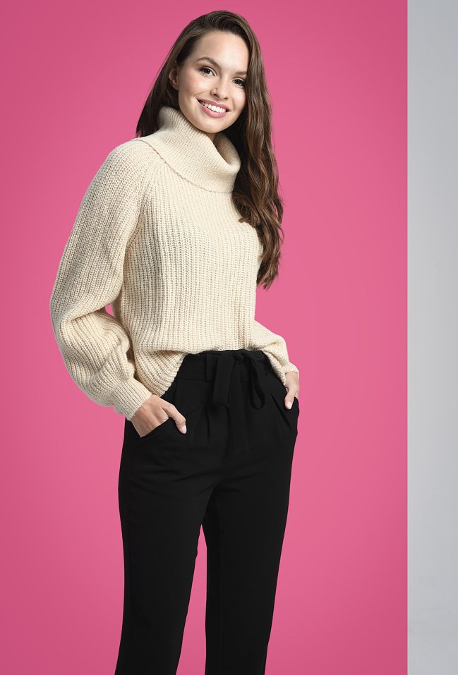 Sweter z golfem - Femestage