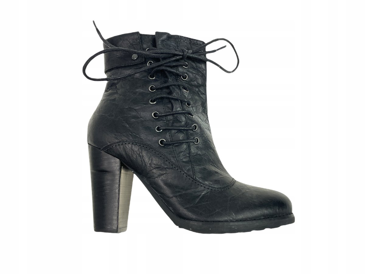 Czarne skórzane botki na słupku TwoLips 36