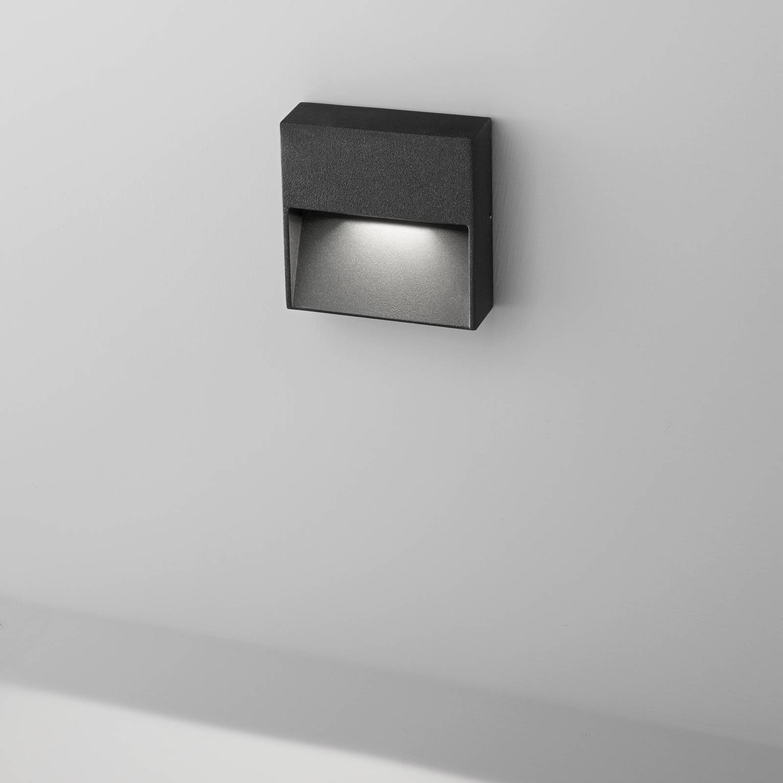 Egger Licht EGG kinkiet zewnętrzny LED Vigo Q czarny 11x11 cm aluminium 3,000 K