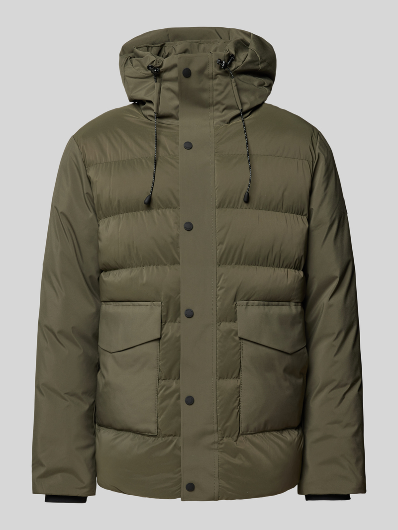 Kurtka pikowana z kieszeniami z patką model ‘SUIKO’