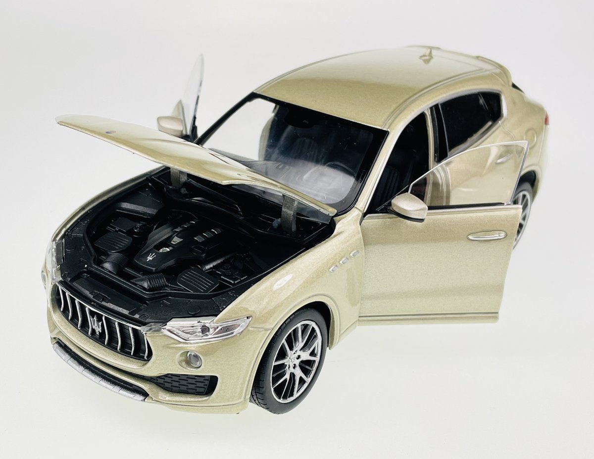 WELLY MASERATI LEVANTE ZŁOTY 1:24