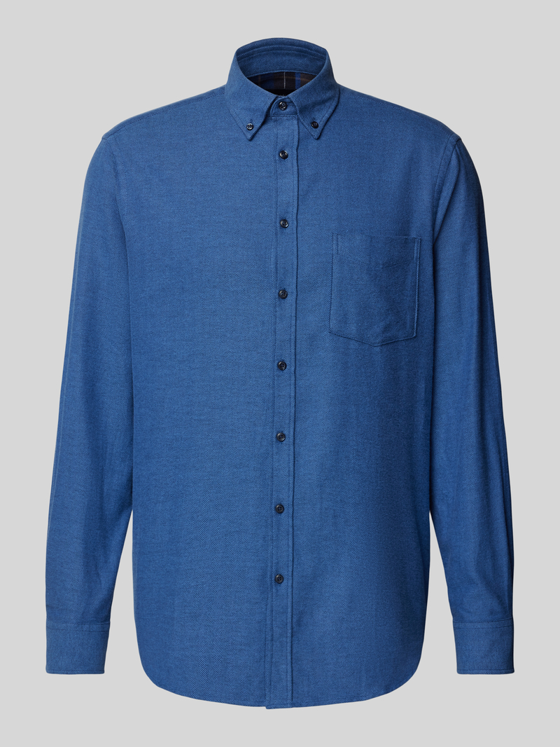 Koszula casualowa o kroju regular fit z kołnierzykiem typu button down