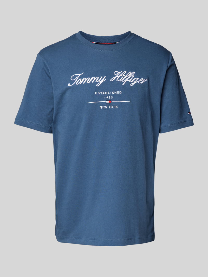 T-shirt z wyhaftowanym logo