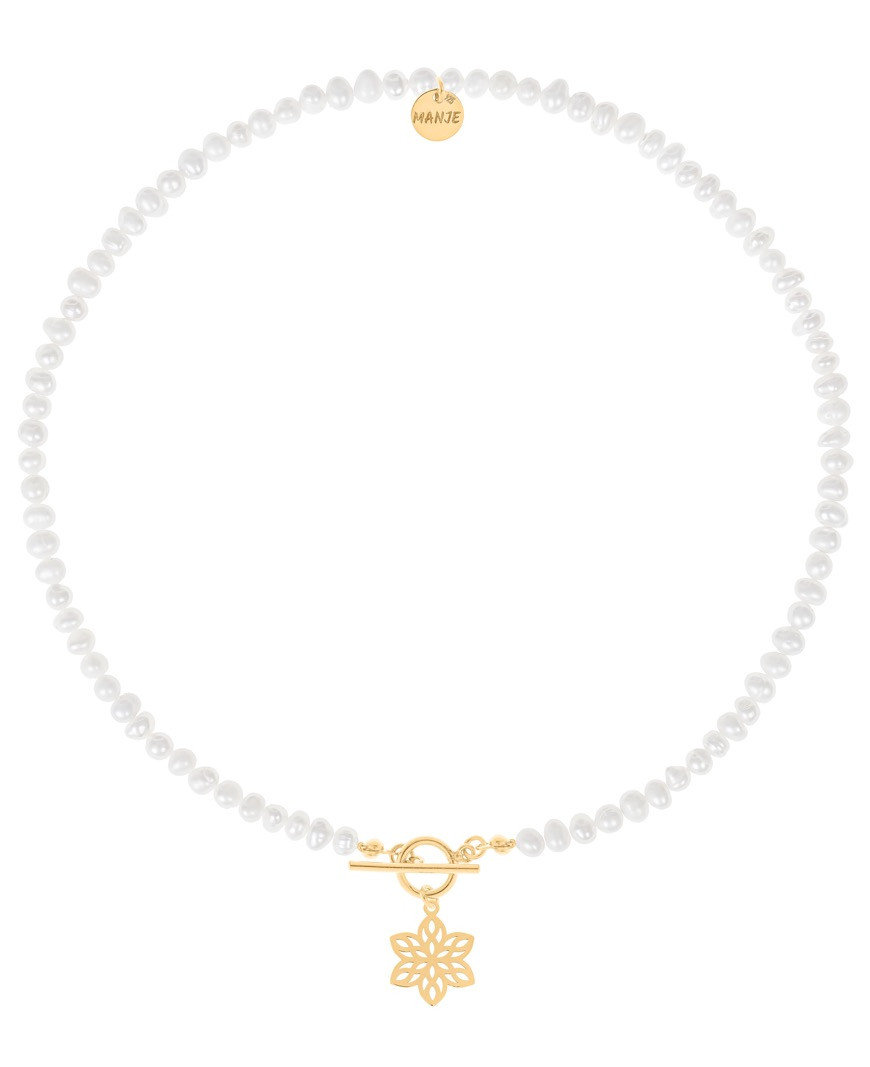 Naszyjnik z pereł z pozłacanym ażurowym kwiatkiem 50 cm