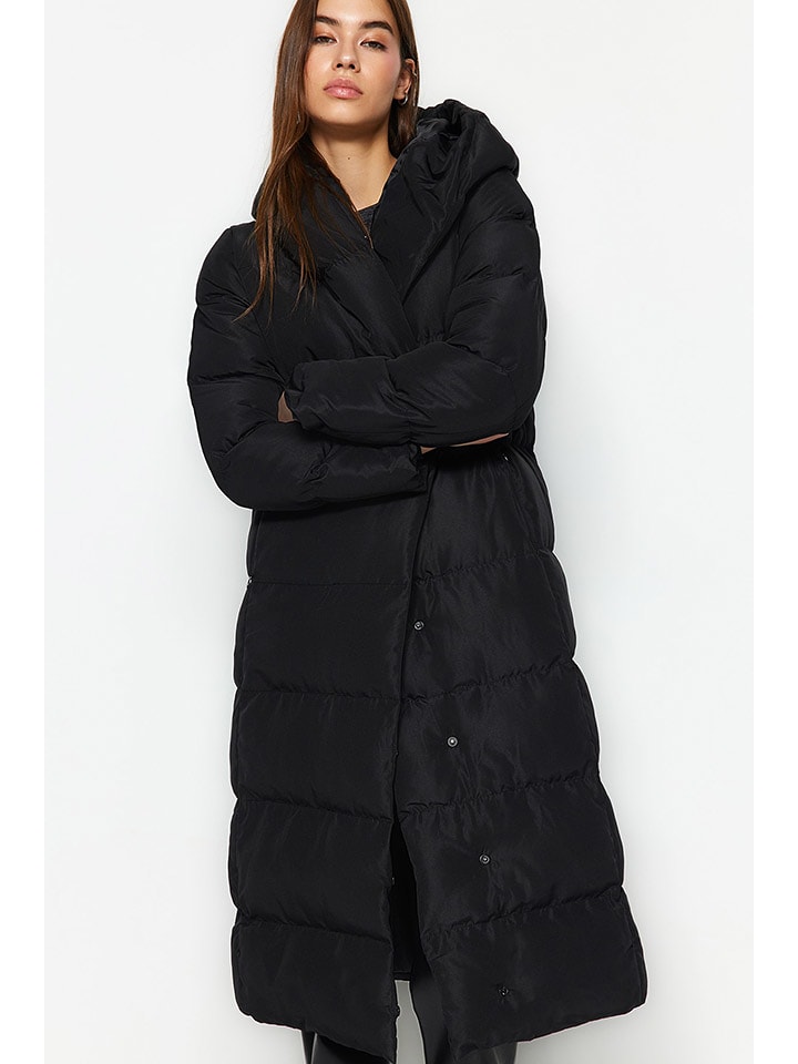 trendyol Płaszcz zimowy w kolorze czarnym