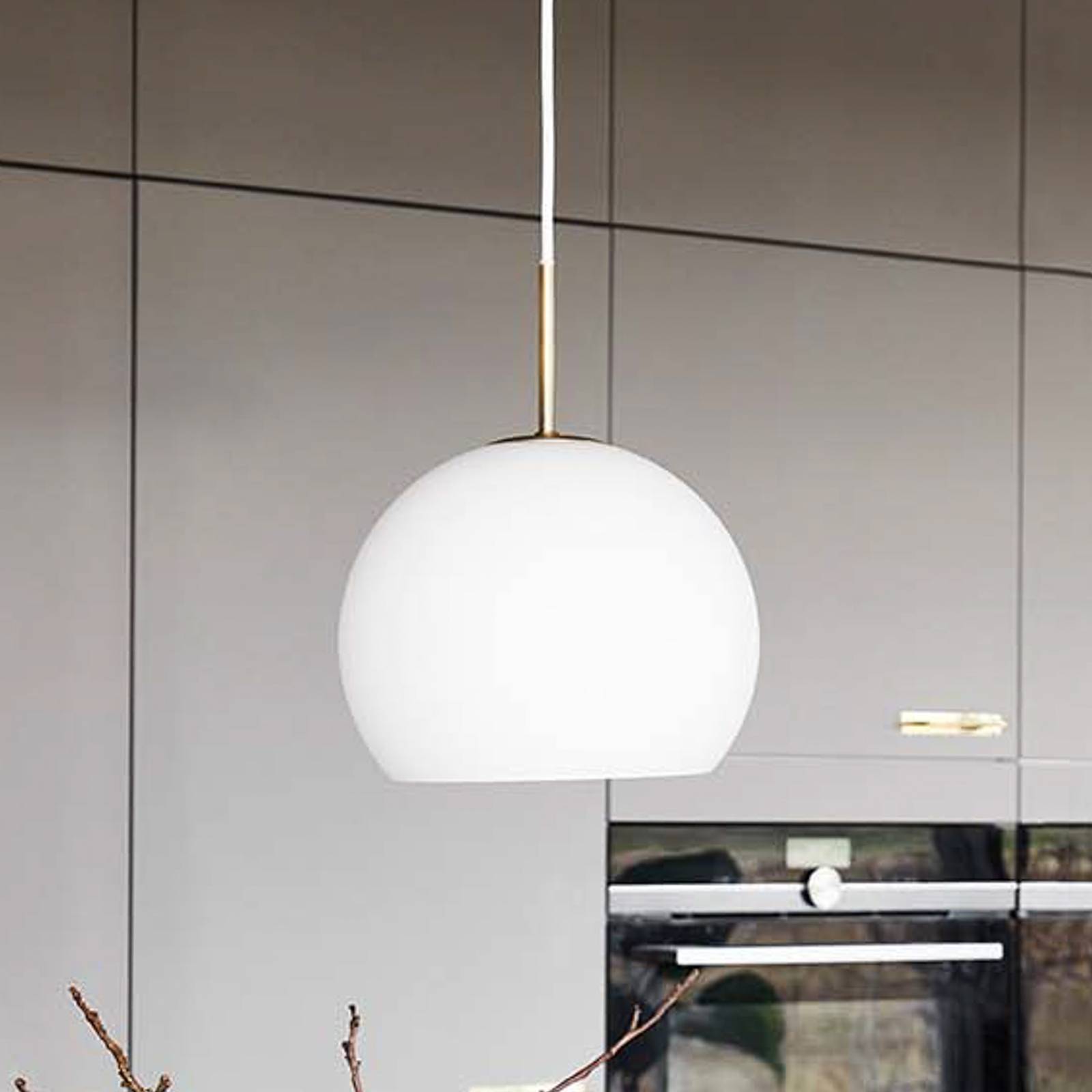 Lampa wisząca FRANDSEN Ball, opalowa biel, Ø 25 cm, szkło