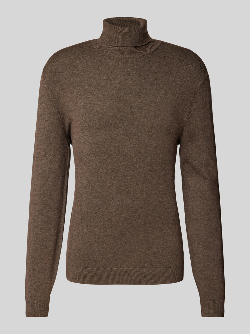 Sweter z dzianiny z golfem