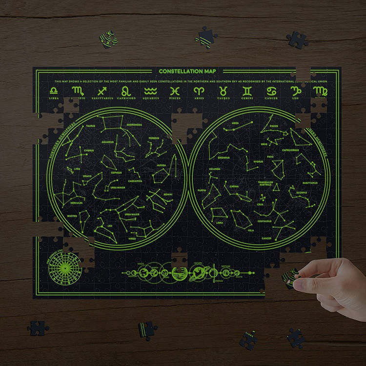 Świecące Puzzle Gwiezdnych Konstelacji