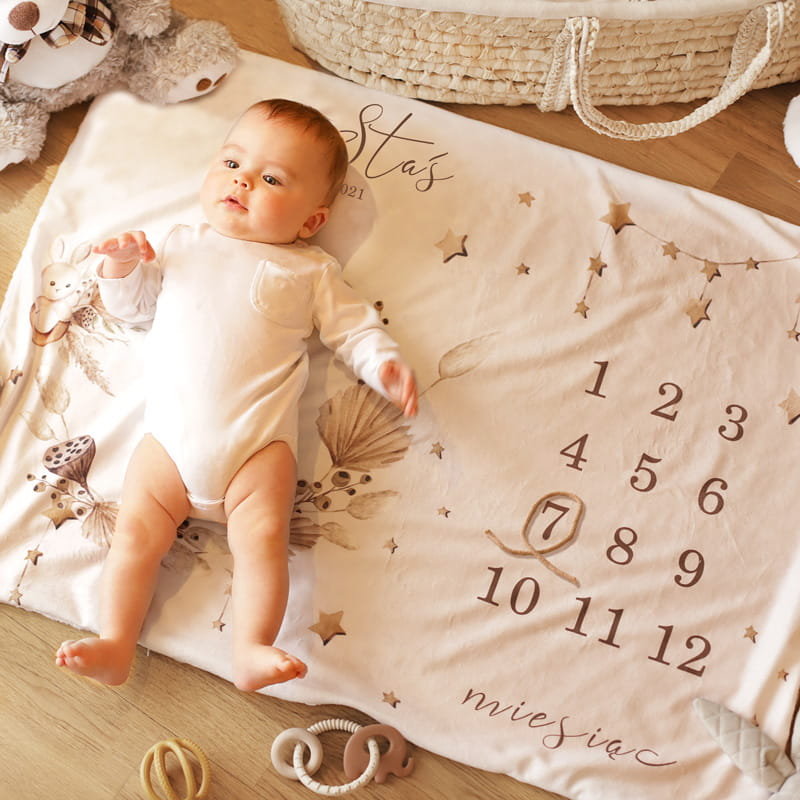 KOCYK do zdjęć z imieniem i miesiącami FOTO-KOCYK BOHO