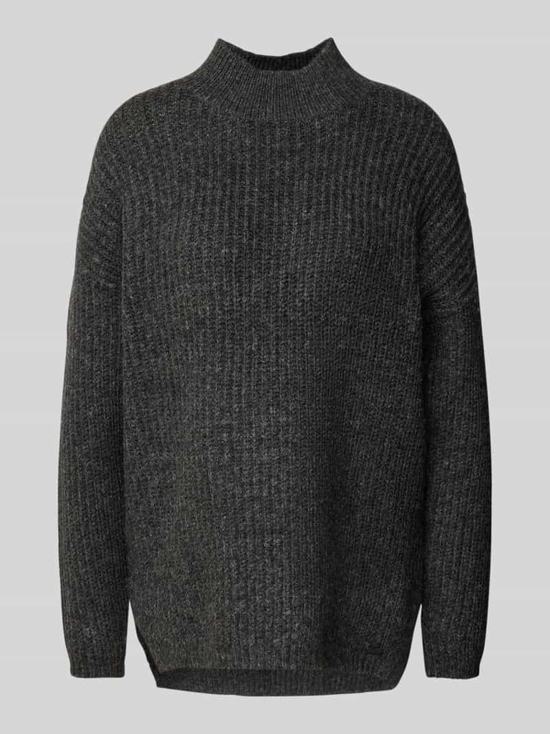 Sweter z dzianiny ze stójką i dodatkiem wełny