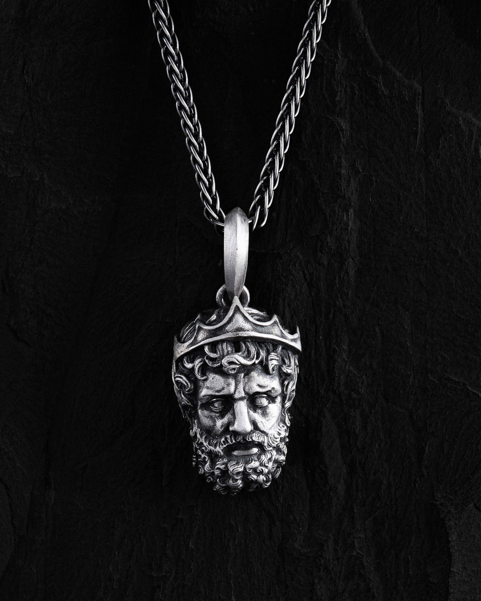 Srebrny wisiorek POSEIDON