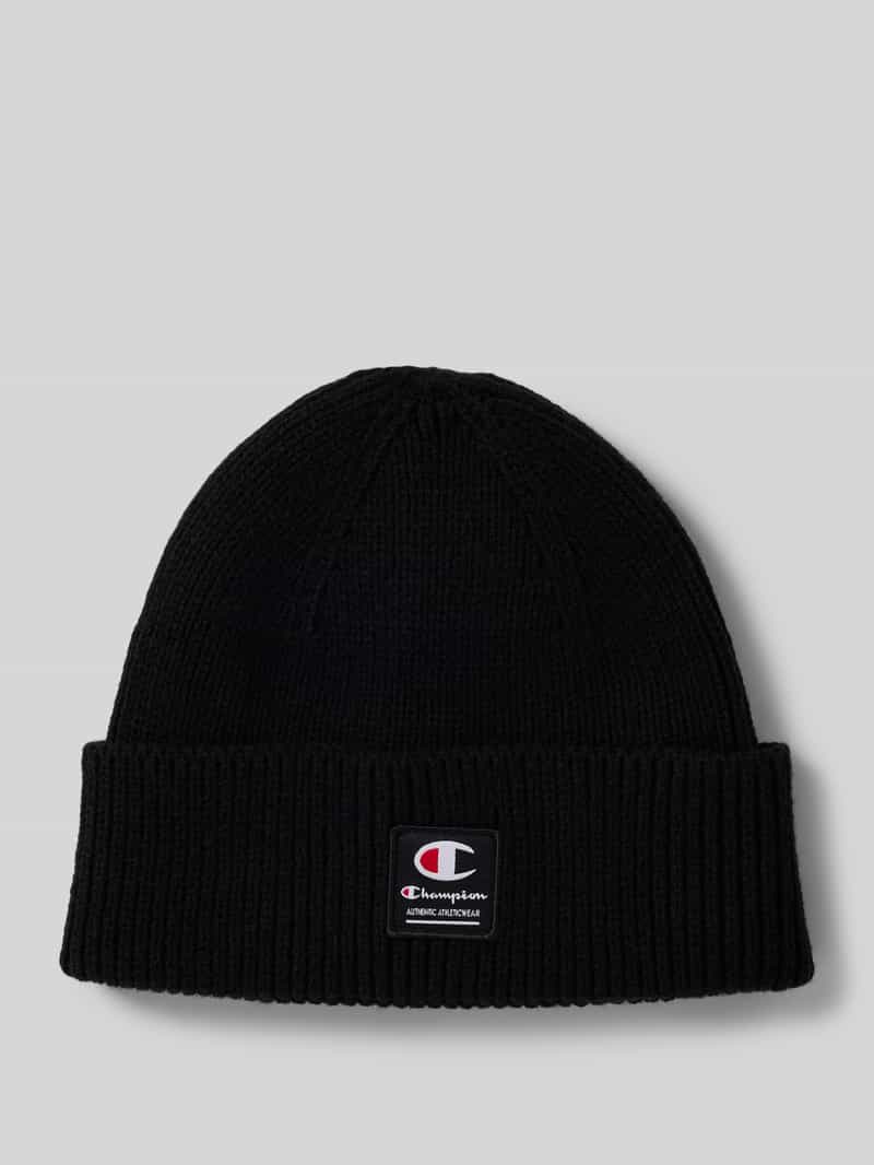 Czapka beanie z naszywką z logo