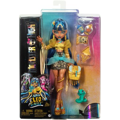 Monster High Cleo De Nile Lalka w złocistej bluzce i spódniczce z hieroglifami, kobra Hissette i akcesoria, takie jak plecak, „przekąska” i „papirus”, HXH74