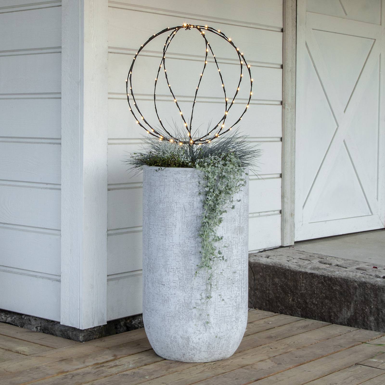 STAR TRADING Lampa z grotem ziemnym LED Kula, Ø 50 cm, czarna, metalowa bateria