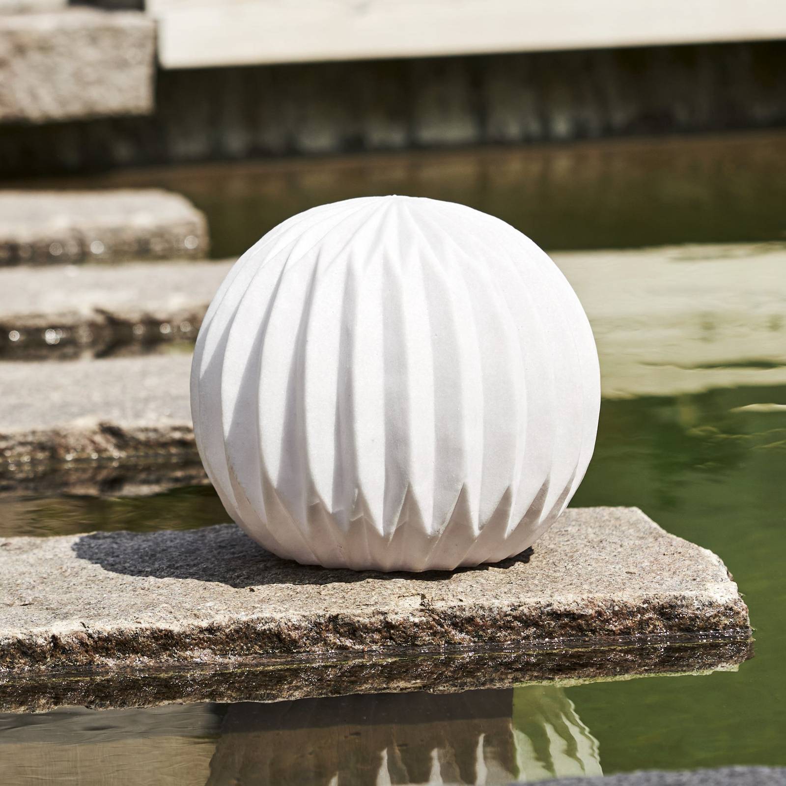 STAR TRADING Lampa tarasowa LED Sandy, Ø 25,5 cm biały plastik bateria