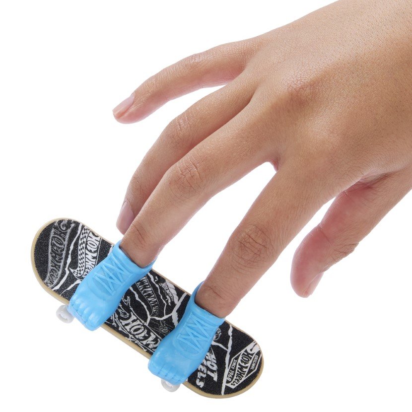 HW Skate Deskorolka + buty  HVJ97