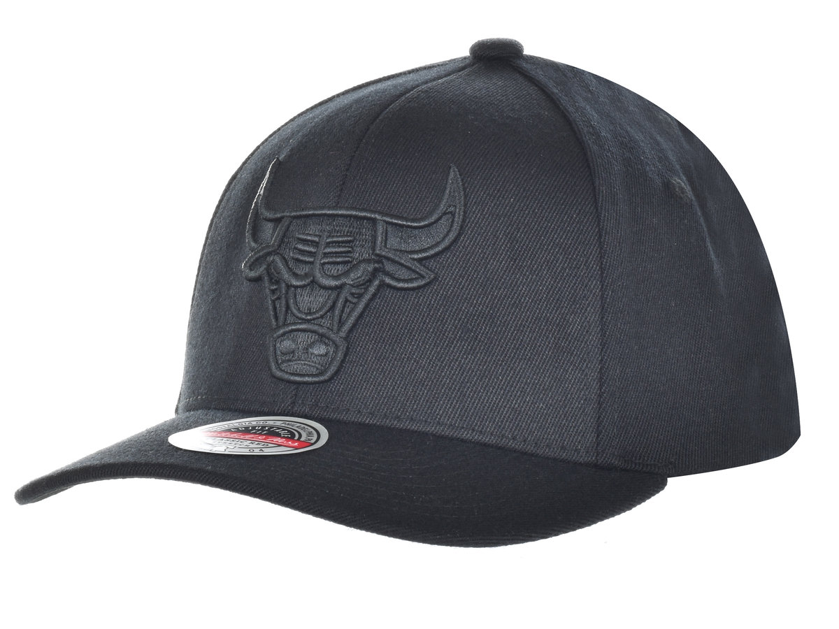 Czapka z daszkiem Mitchell & Ness Chicago Bulls 6HSSMM19476-CBUBLCK-Uniwersalny