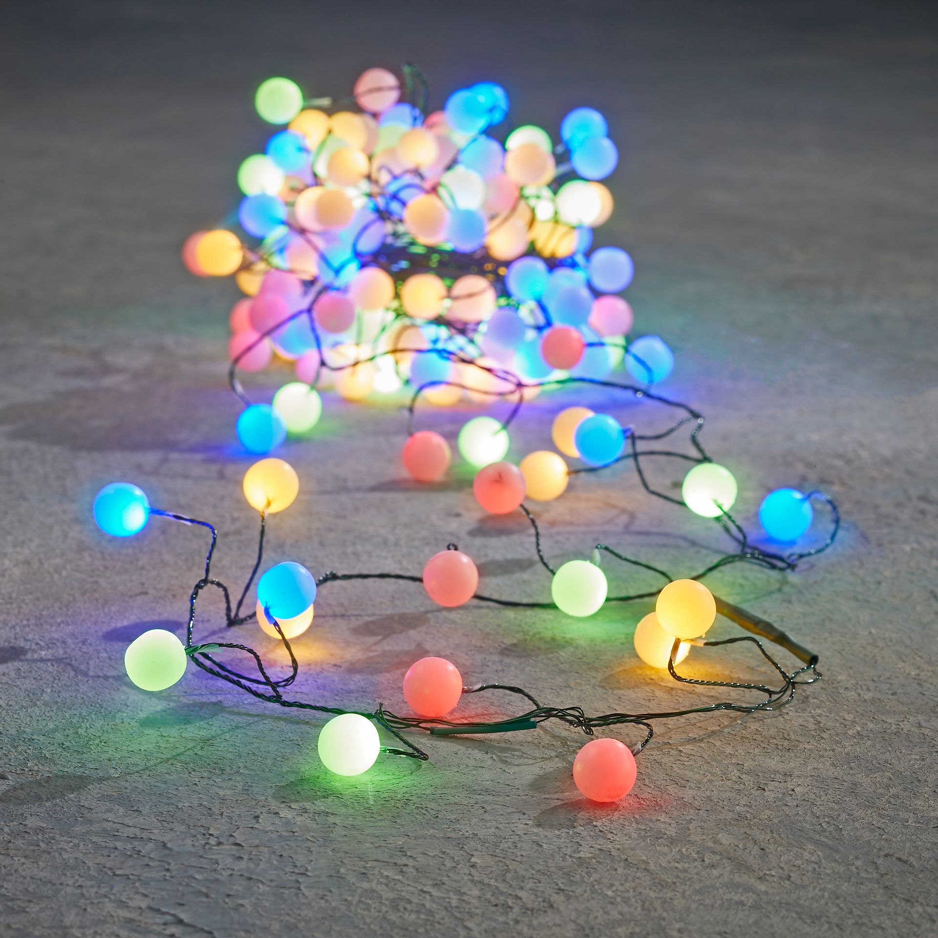 Luca Lighting Girlanda świetlna zielona z 140 kolorowymi diodami LED 3,5m IP44 - Dasher