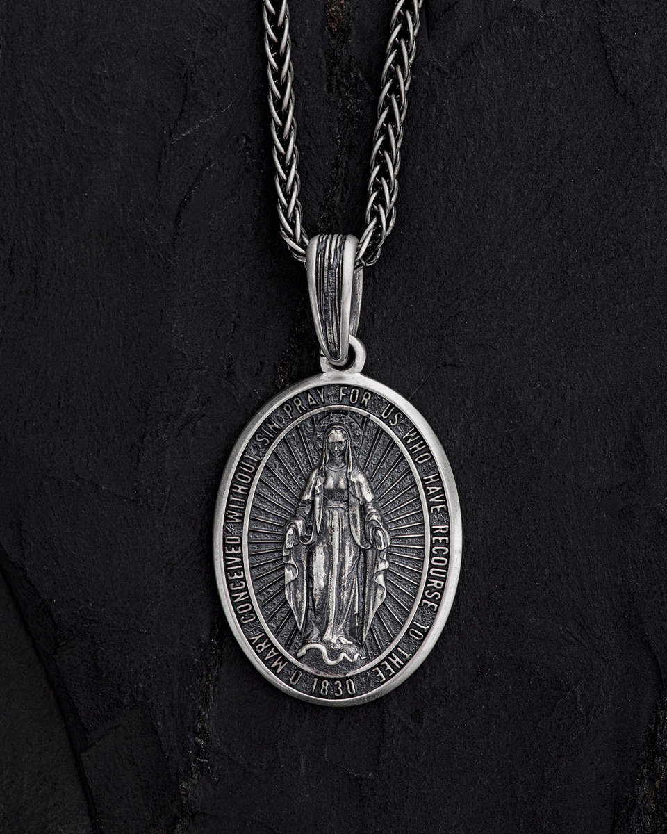 Srebrny wisiorek VIRGIN MARY