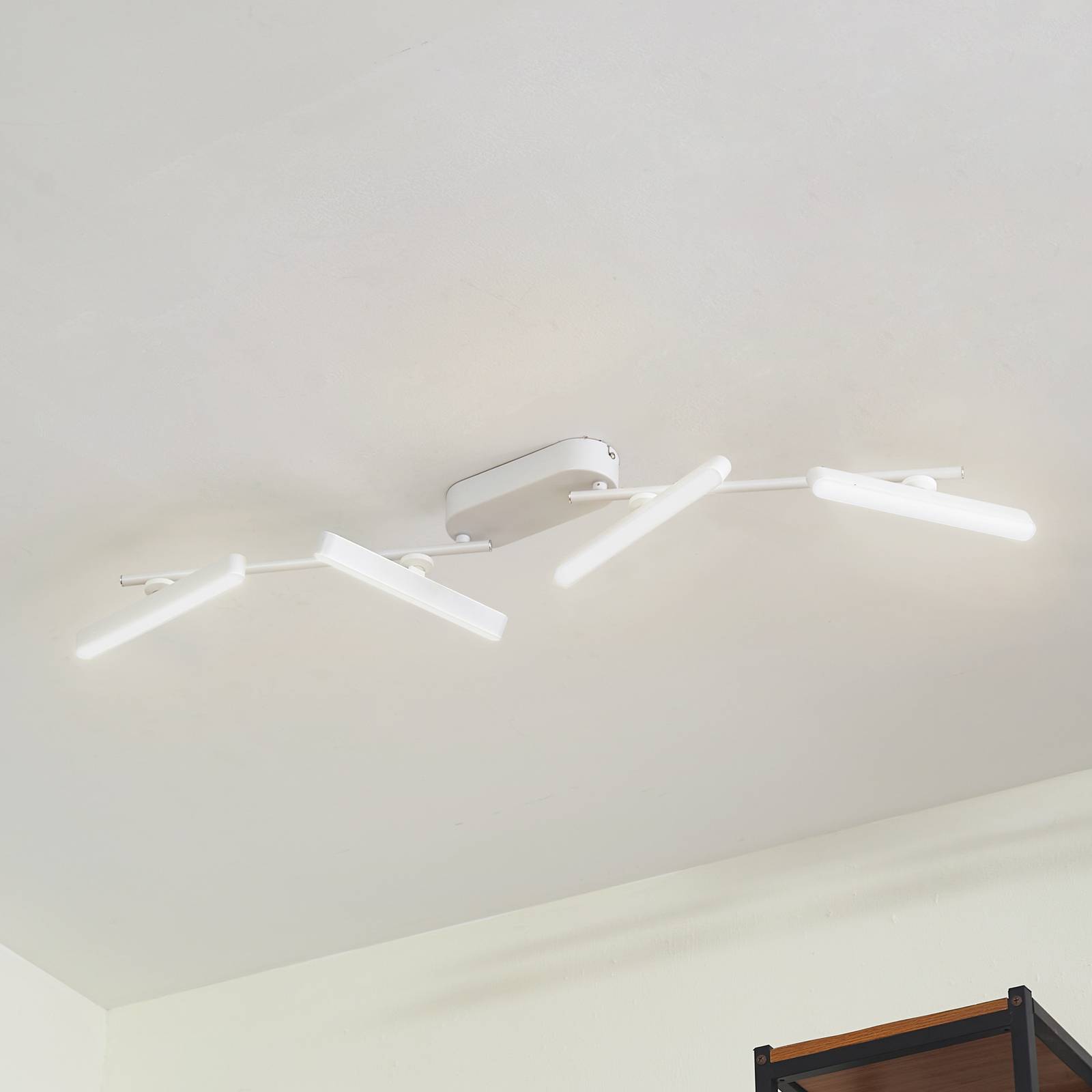 Reflektor LED Lindby Eldrin, biały, 34W, 4-punktowa, metal, 111cm