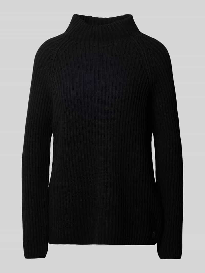 Sweter z dzianiny ze stójką