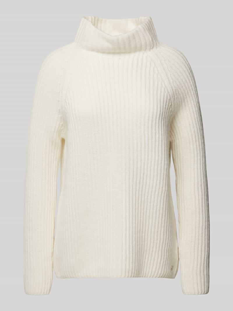 Sweter z dzianiny ze stójką