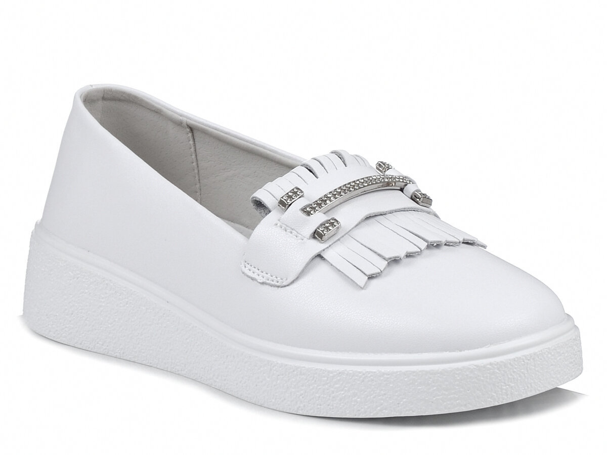 Półbuty damskie skórzane wsuwane na platformie białe S.BARSKI LR590-41