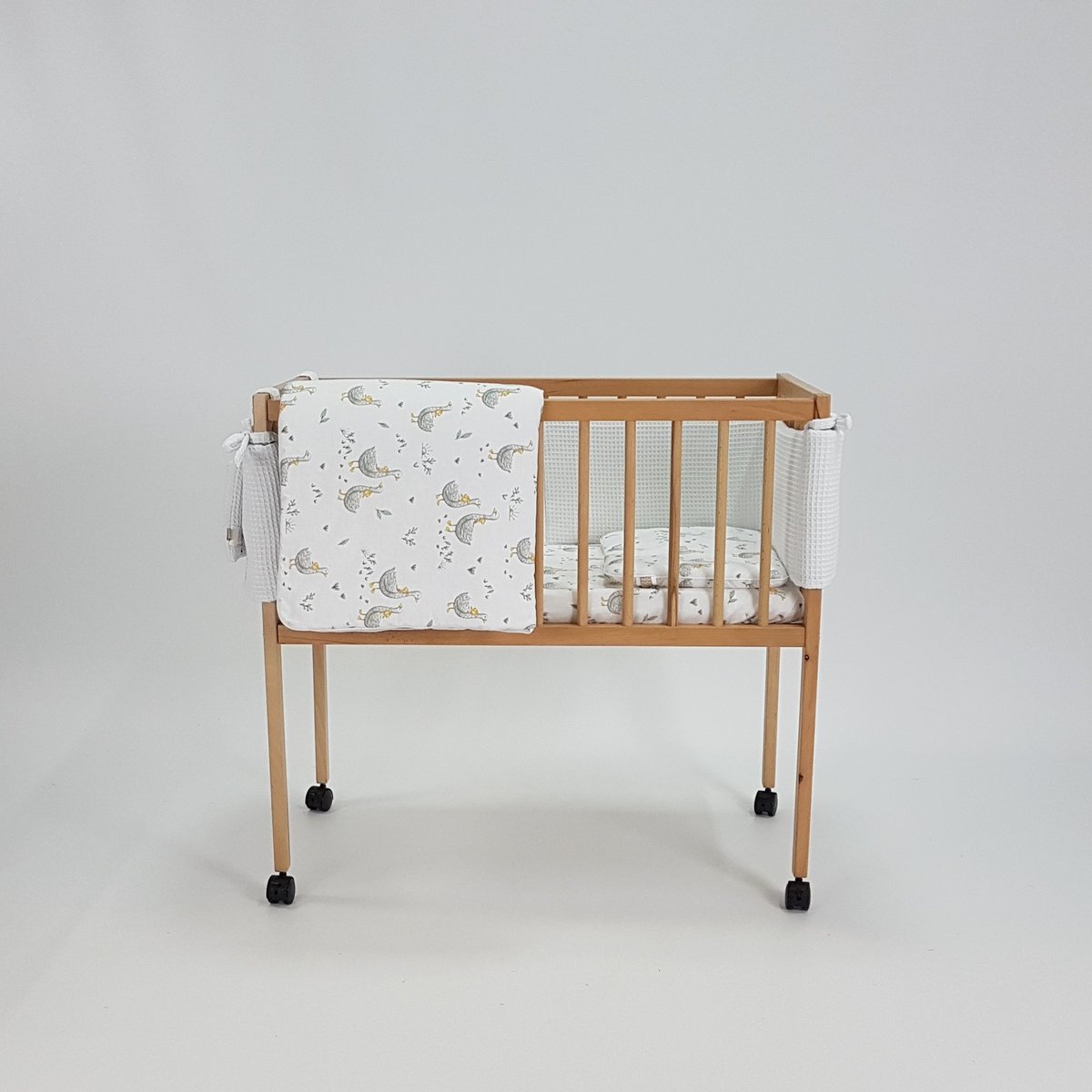 Łóżeczko dziecięce MINI 80x40cm naturalne z pościelą białą - gąski.