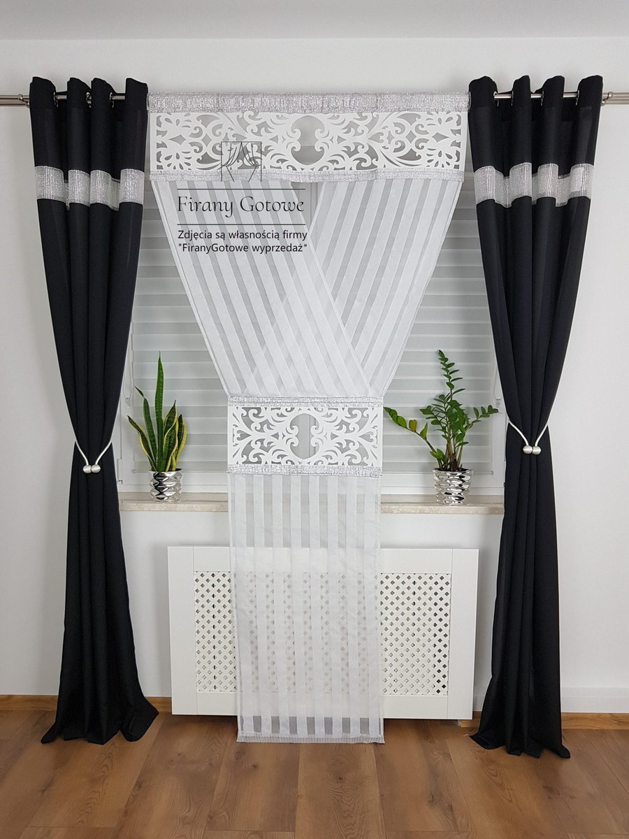 Panel dekoracyjny z cyrkonami i ażurem, panele okienne, firana panele