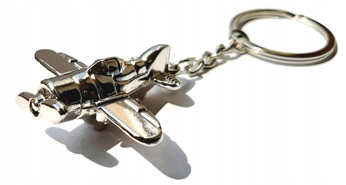 Nowy brelok, breloczek do kluczy, przywieszka - samolot bojowy, myśliwiec