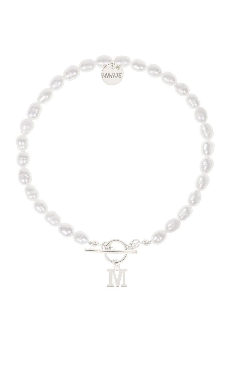 Bransoletka z pereł ze srebrną literką K 16 cm