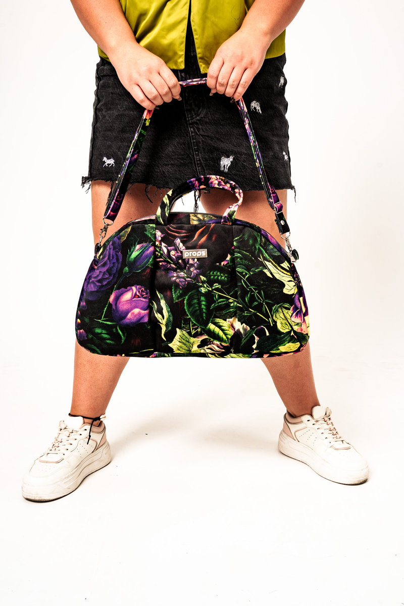 PROPS & OKEE Torebka damska elegancka wzór kwiaty welurowa Flowers In The Dark