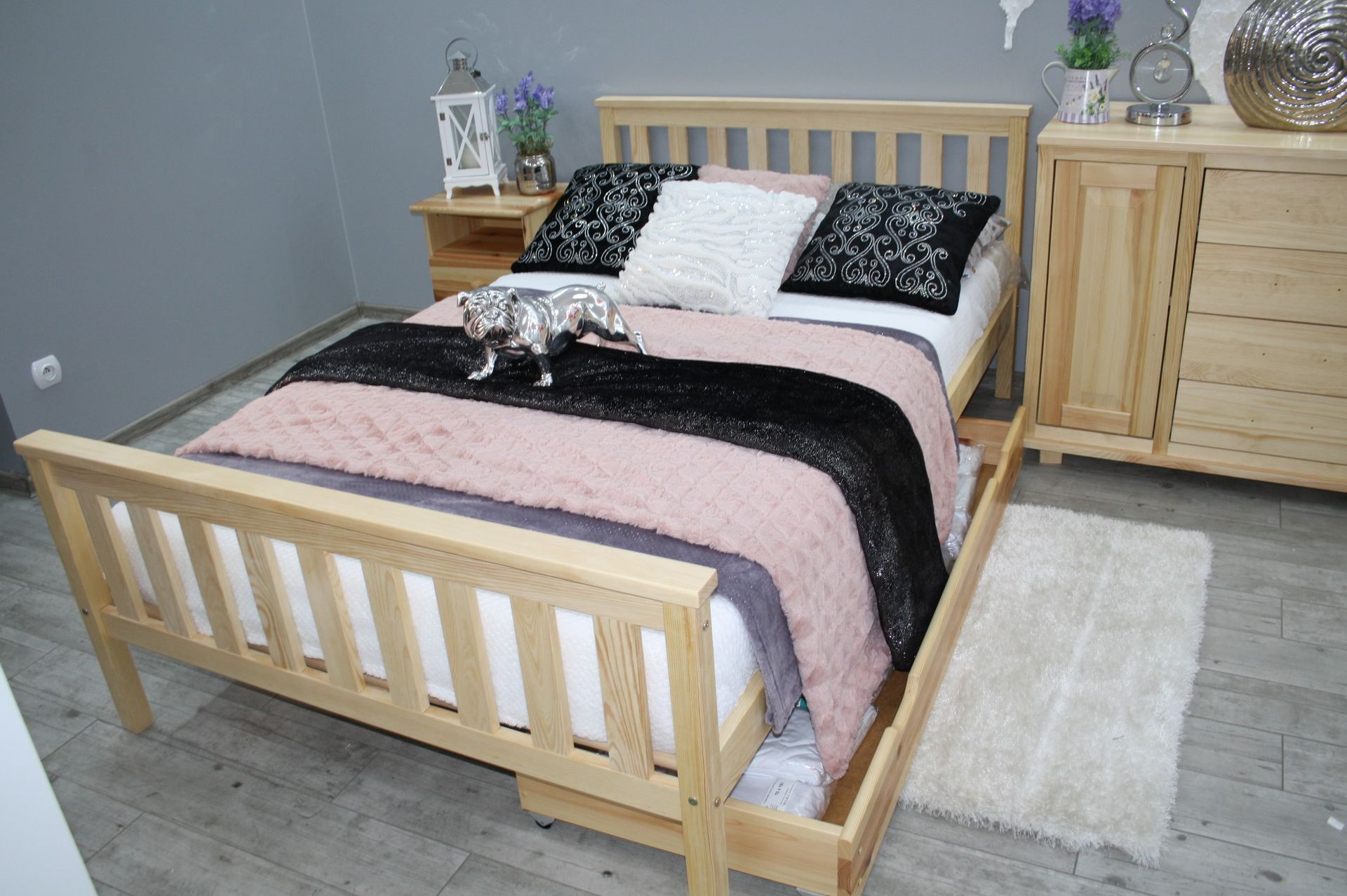 Łóżko drewniane sosnowe IZA120x200+STELAŻ Sypialni