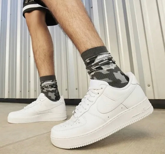 Nike buty męskie sportowe Air Force 1 07 rozmiar 46