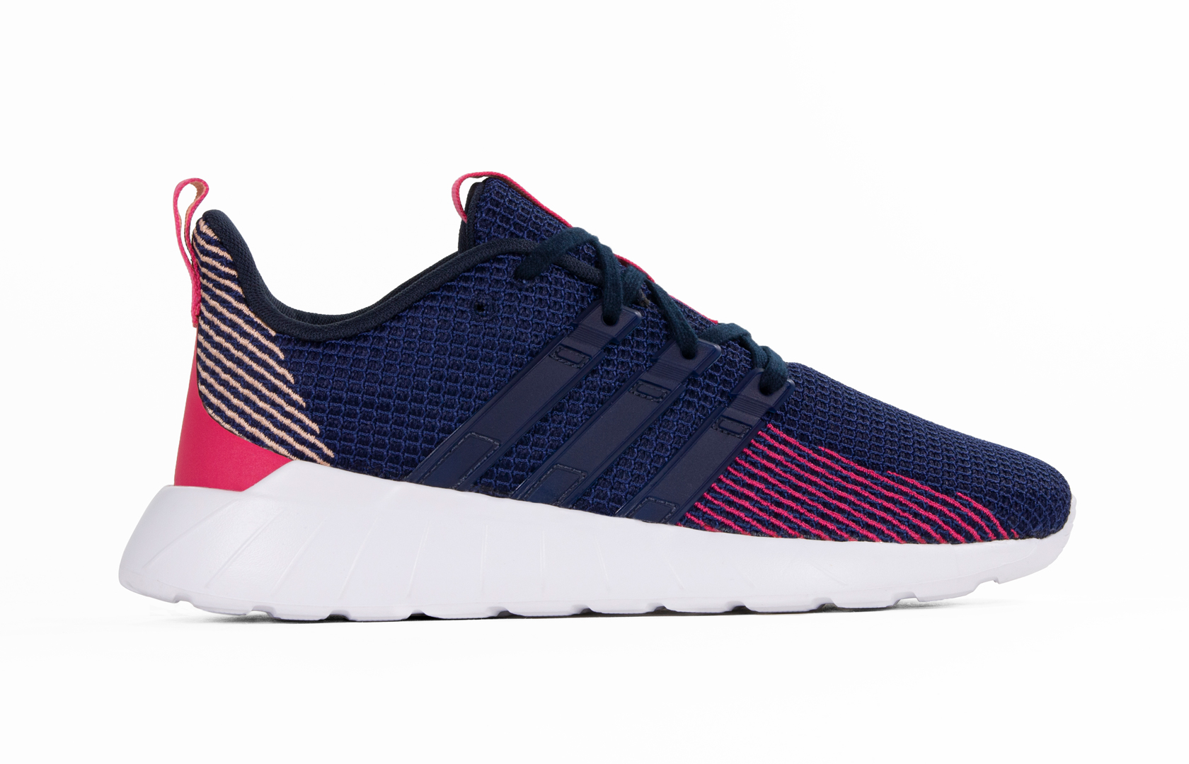 Buty młodzieżowe adidas Questar Flow K EE6944