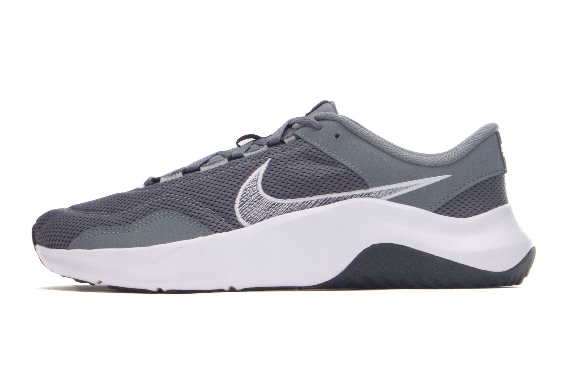Buty Nike Legend Essential 3 DM1120-002 R. 42.5