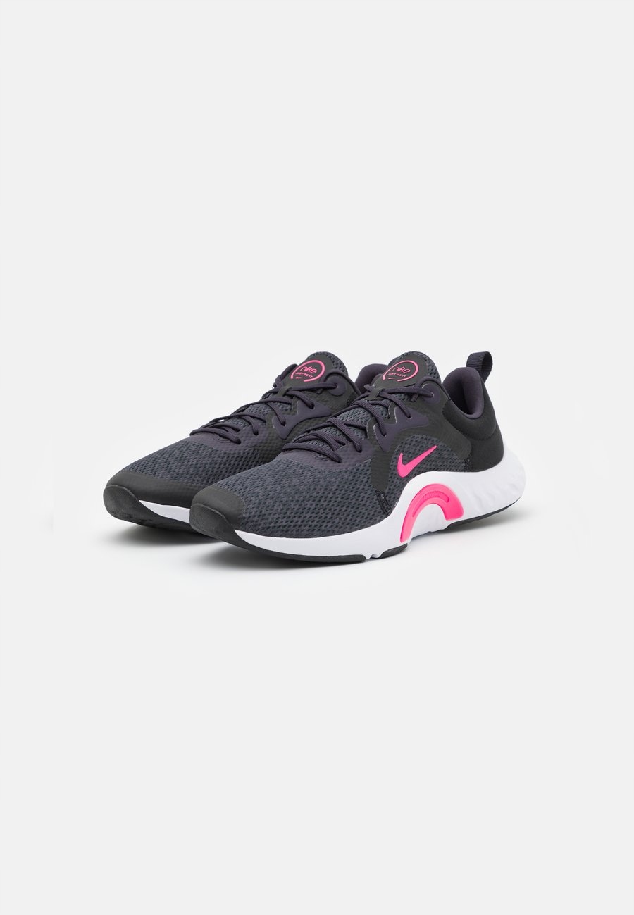Buty Nike Renew In Season Tr 11 r 40