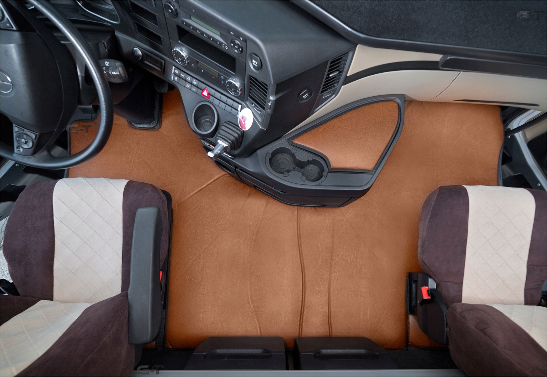 Dywaniki Gładka Skóra Mercedes Actros MP4 Po 2011R