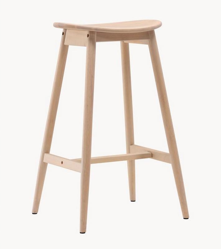 Stołek barowy z drewna kauczukowego Orust Venture Design H77cm
