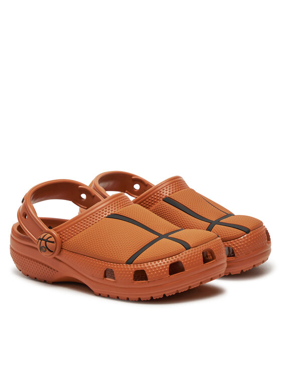 Crocs Klapki Classic Basketball Clog K 210156 Pomarańczowy