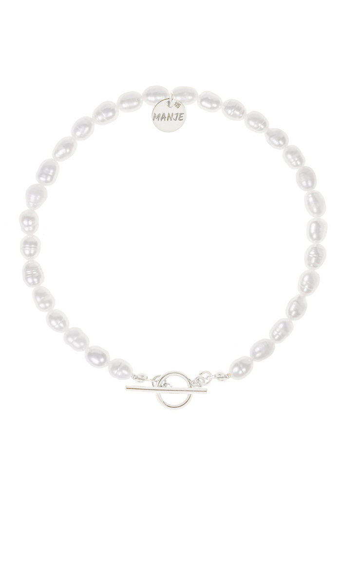 Bransoletka z pereł ze srebrnym ozdobnym zapięciem 17 cm