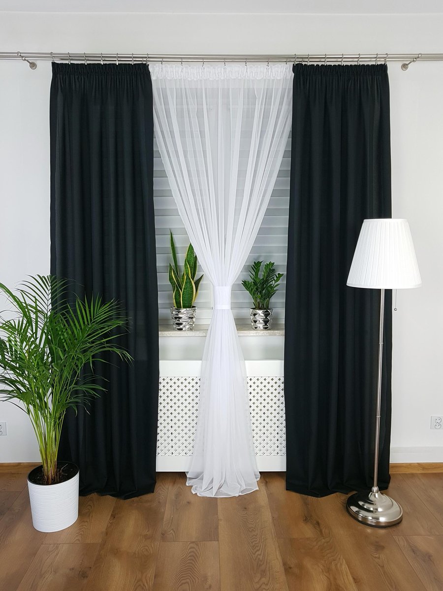 Zasłona gotowa na taśmie- czarna, zasłona do pokoju