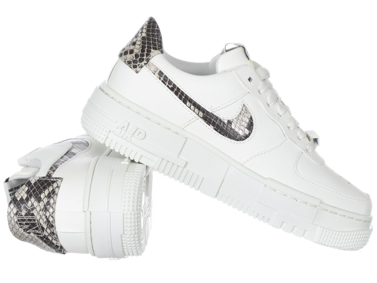 Buty damskie Nike W AF1 PIXEL SE CV8481-101-37,5