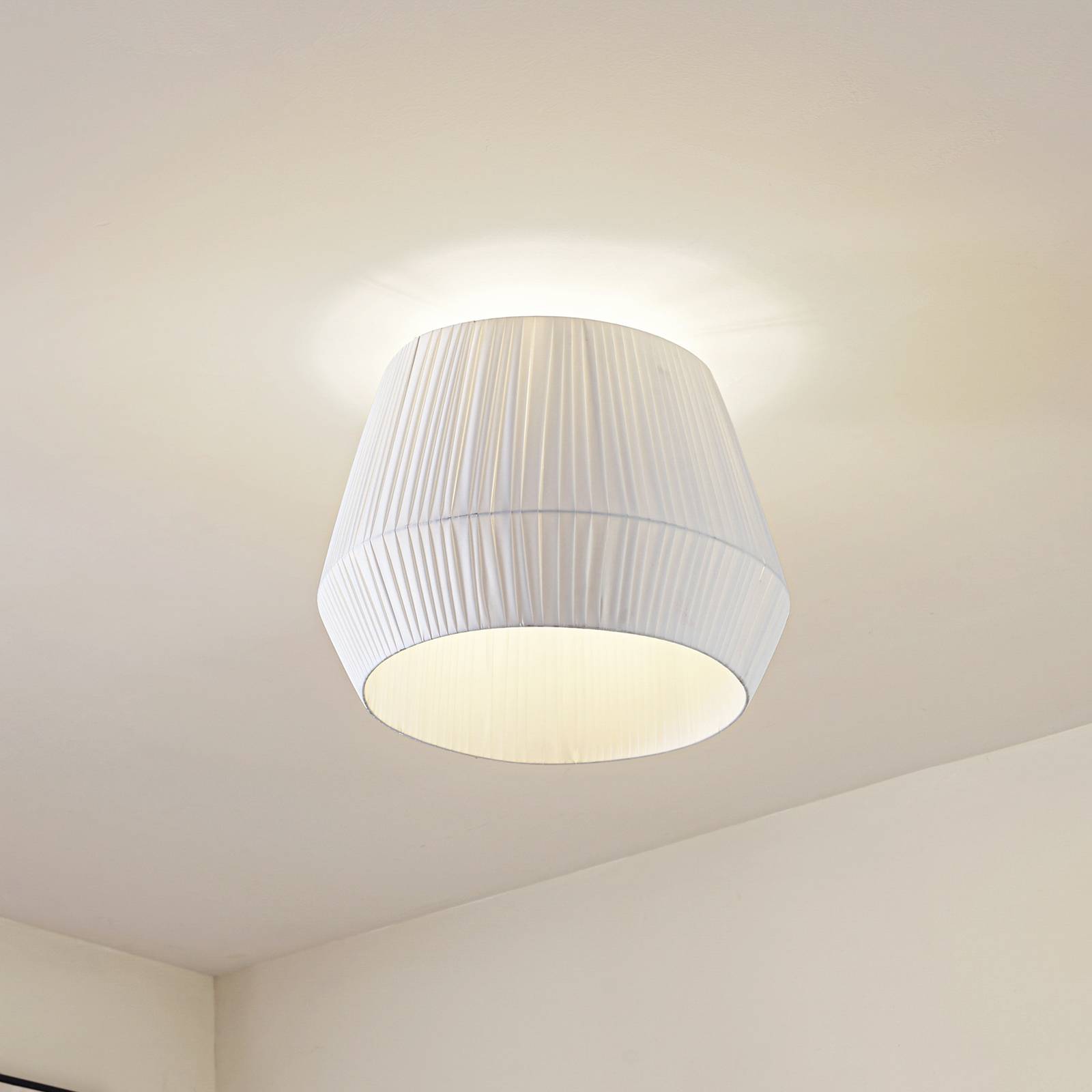 Lampa sufitowa Lindby Vitore, Ø 50 cm, tekstylna, biała