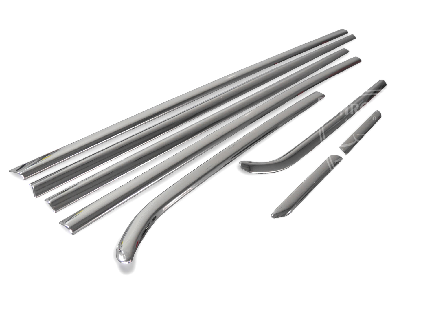 Listwy pod szyby boczne Ford Focus 3 2011+ Sedan